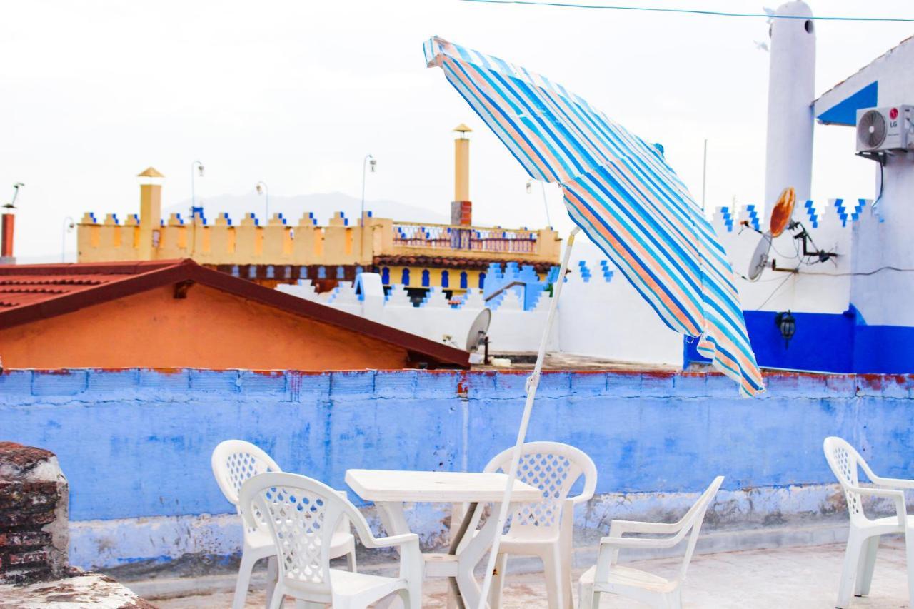 Cordoba Pension เชฟชาอูน ภายนอก รูปภาพ