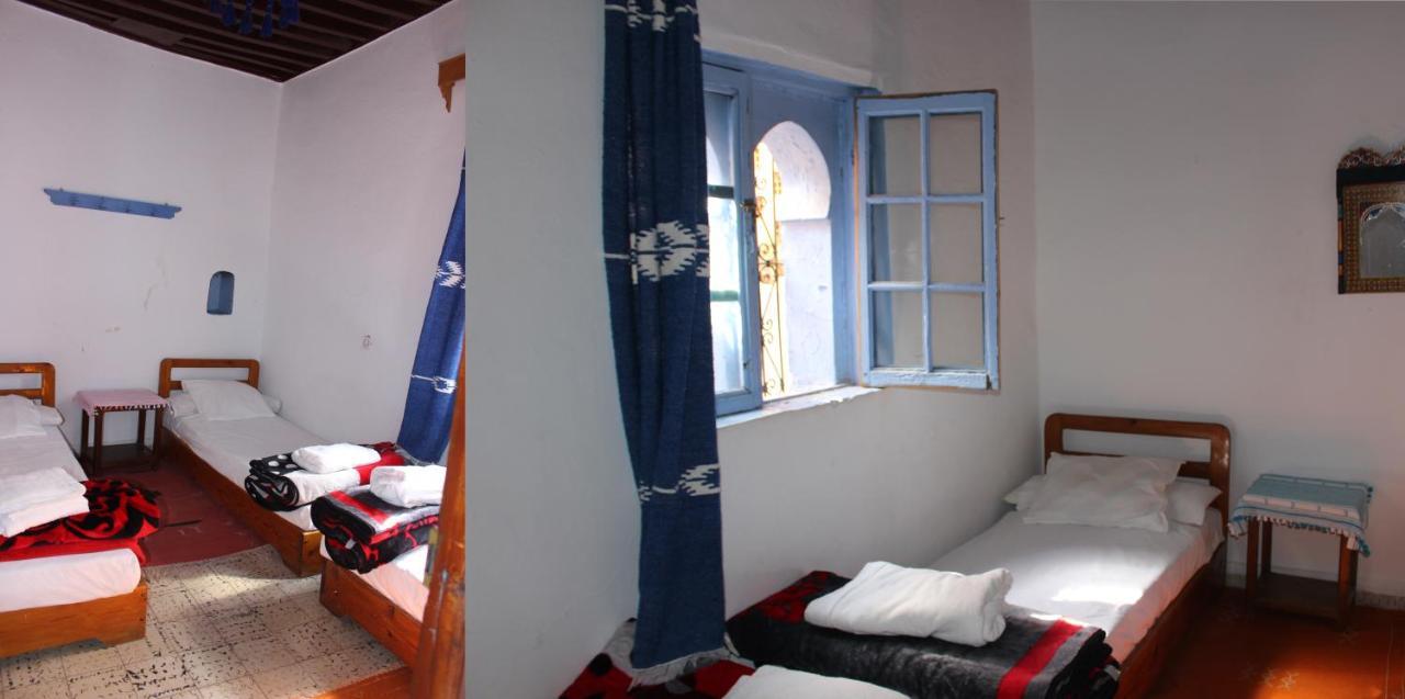 Cordoba Pension เชฟชาอูน ภายนอก รูปภาพ