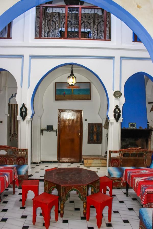 Cordoba Pension เชฟชาอูน ภายนอก รูปภาพ