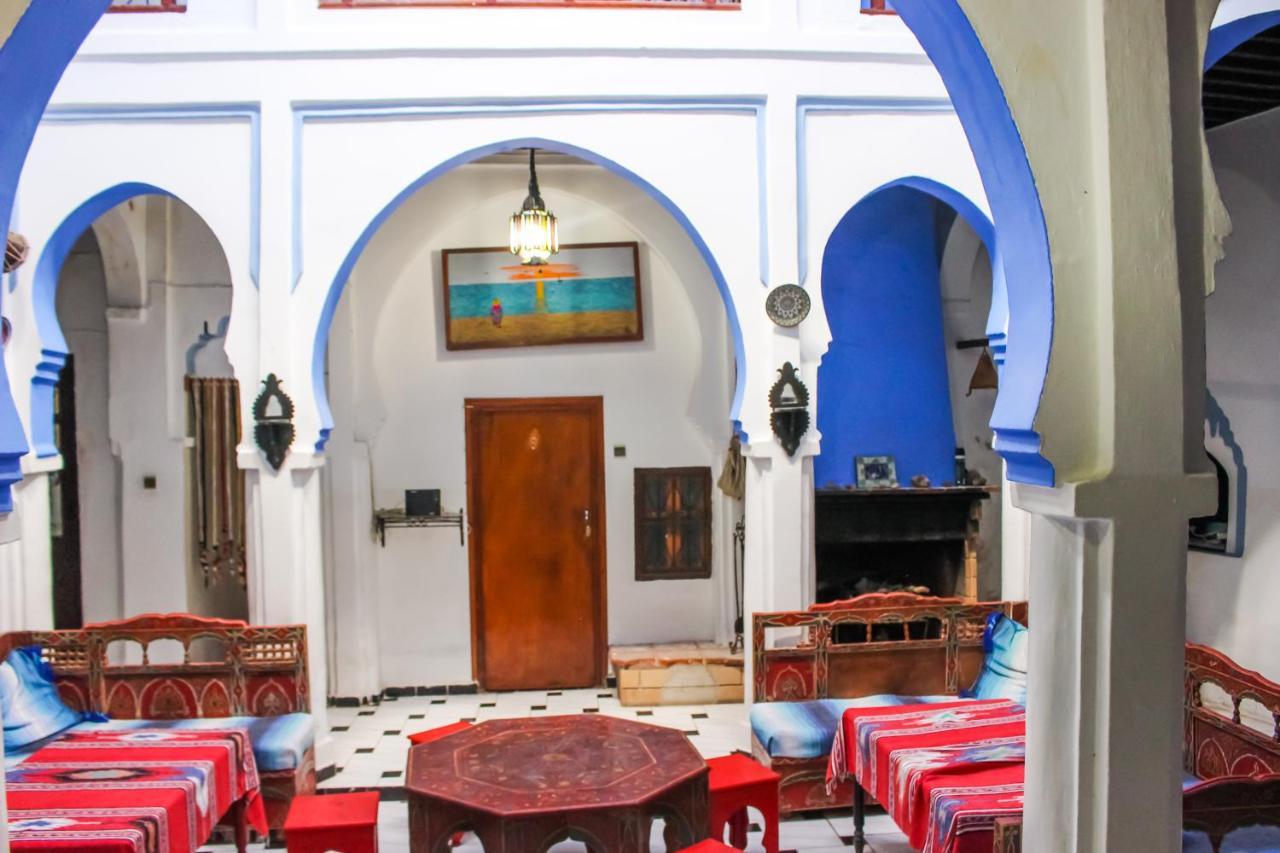 Cordoba Pension เชฟชาอูน ภายนอก รูปภาพ