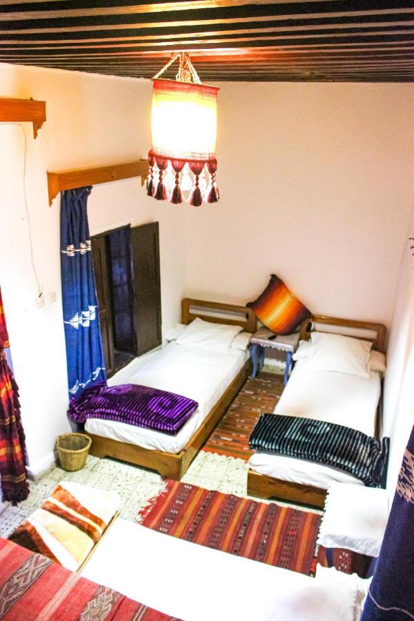 Cordoba Pension เชฟชาอูน ภายนอก รูปภาพ