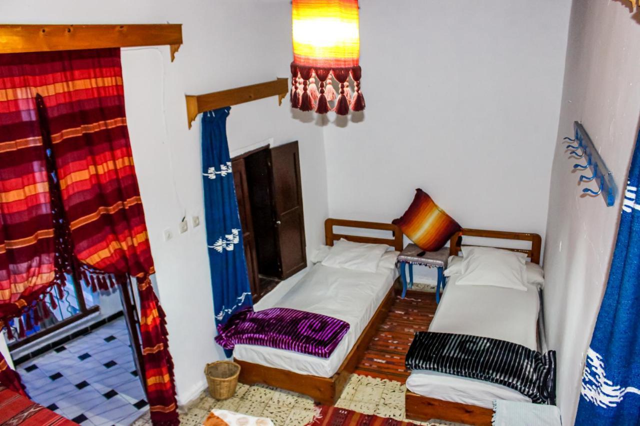 Cordoba Pension เชฟชาอูน ภายนอก รูปภาพ